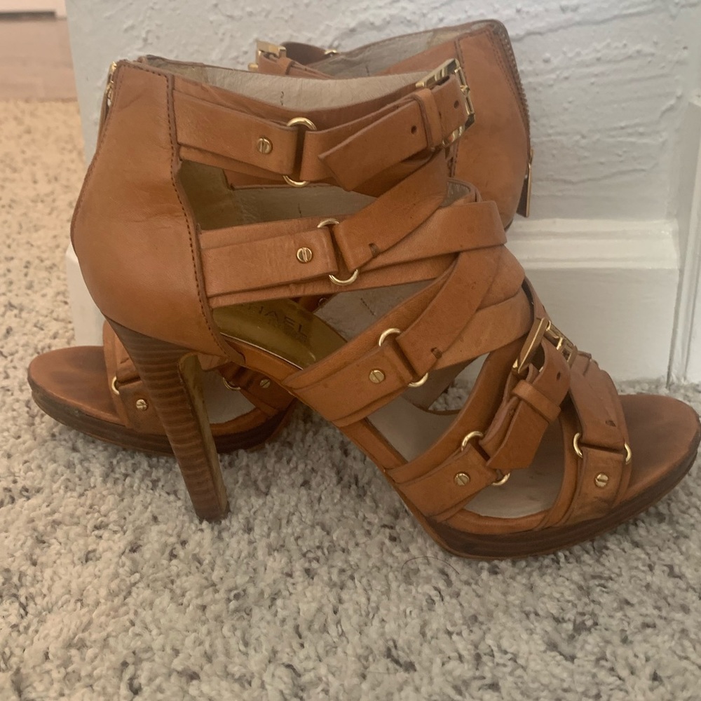 Micheal Kors heels